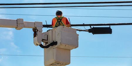 aerial-fiber-deployment