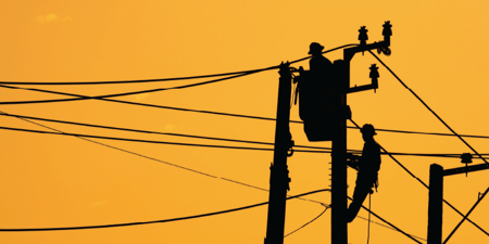 installing-aerial-fiber