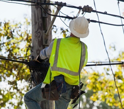 aerial fiber installation