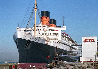 Hotel_Queen_Mary_Long_Beach_01.jpg