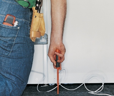 ThinkstockPhotos-workman.jpg